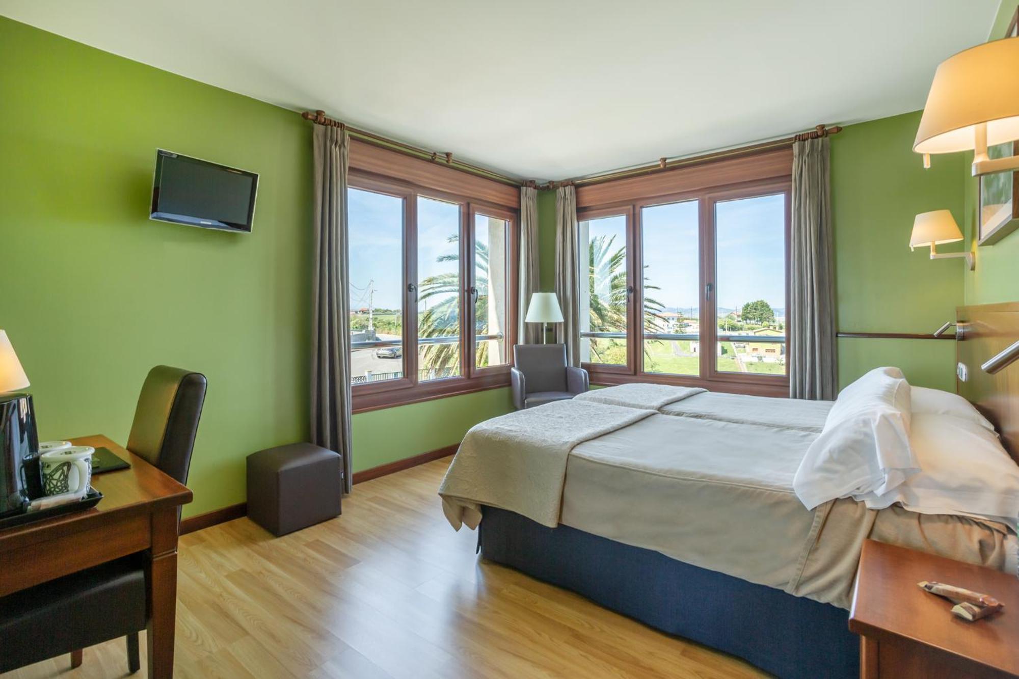 La Colina Otel Gijón Dış mekan fotoğraf